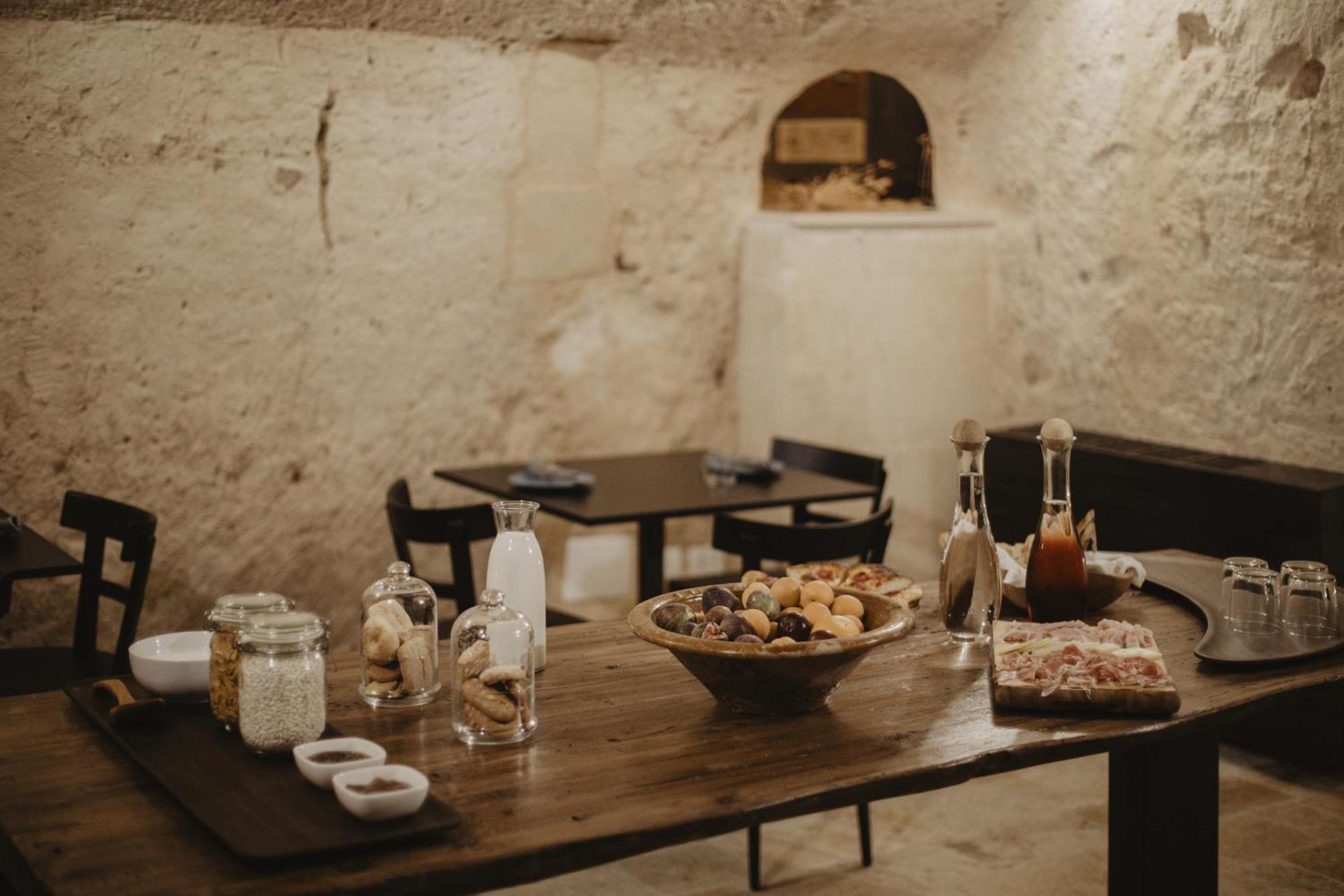 Hotel Aque Cave Matera Esterno foto